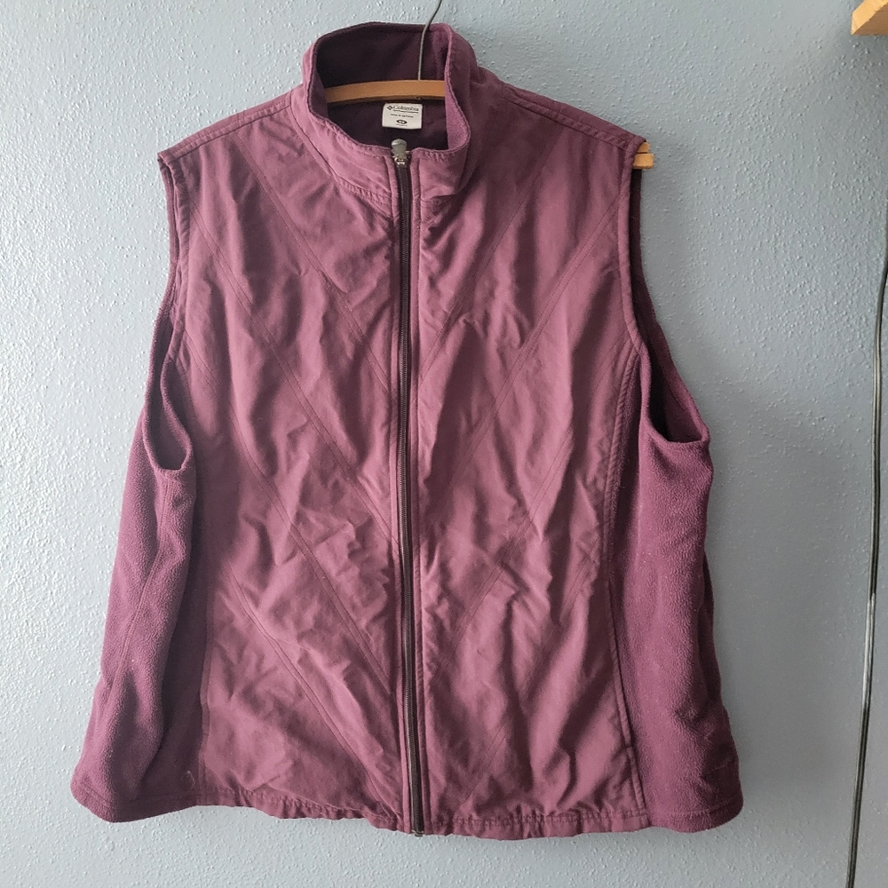 Columbia light weight vest